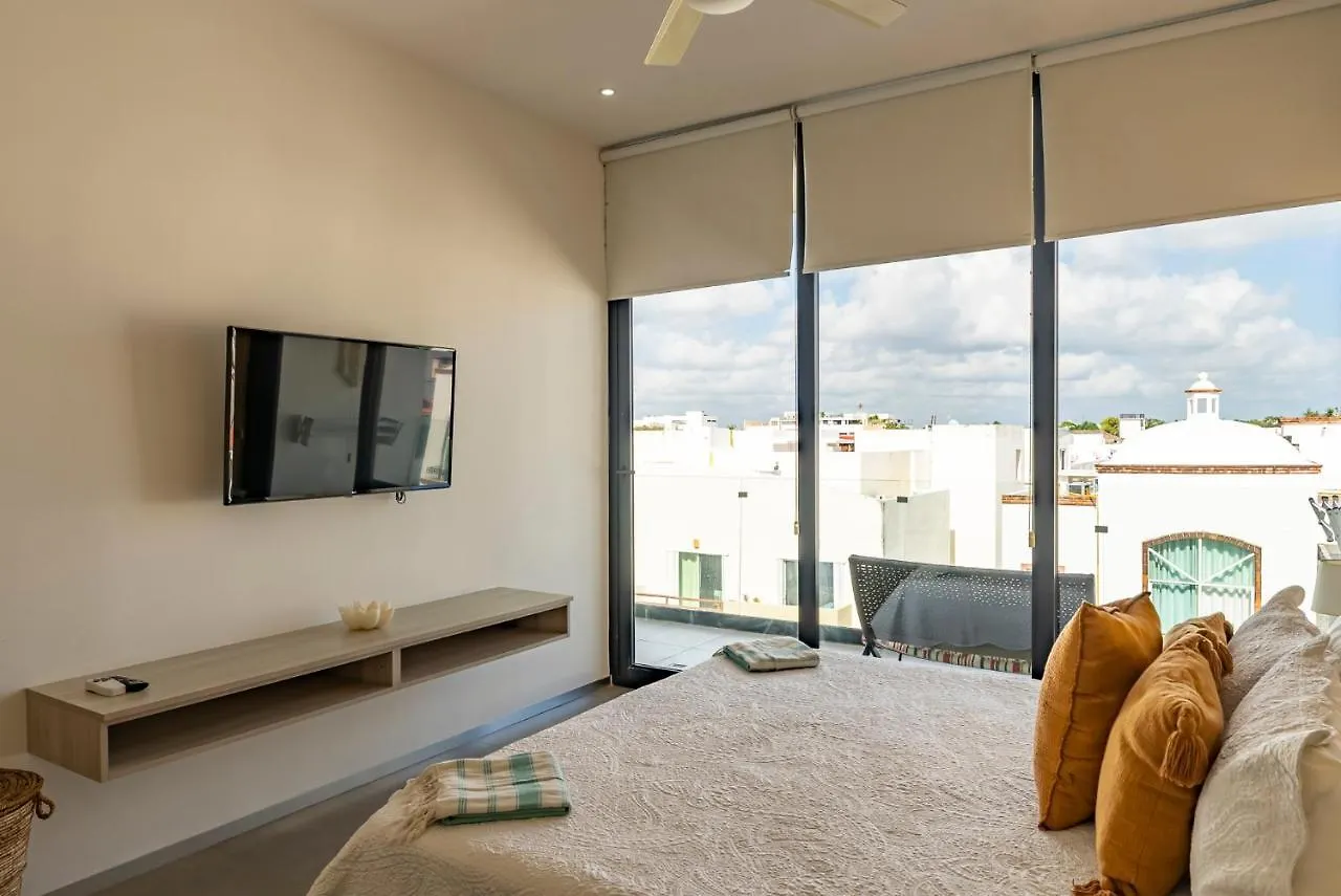 The City Playa Playa del Carmen Apartment
